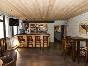 Aravis Lodge Bar