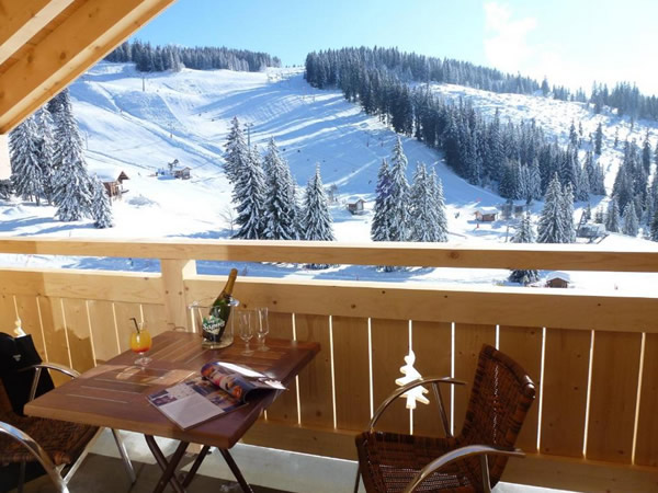 Balcony Hotel Sapins