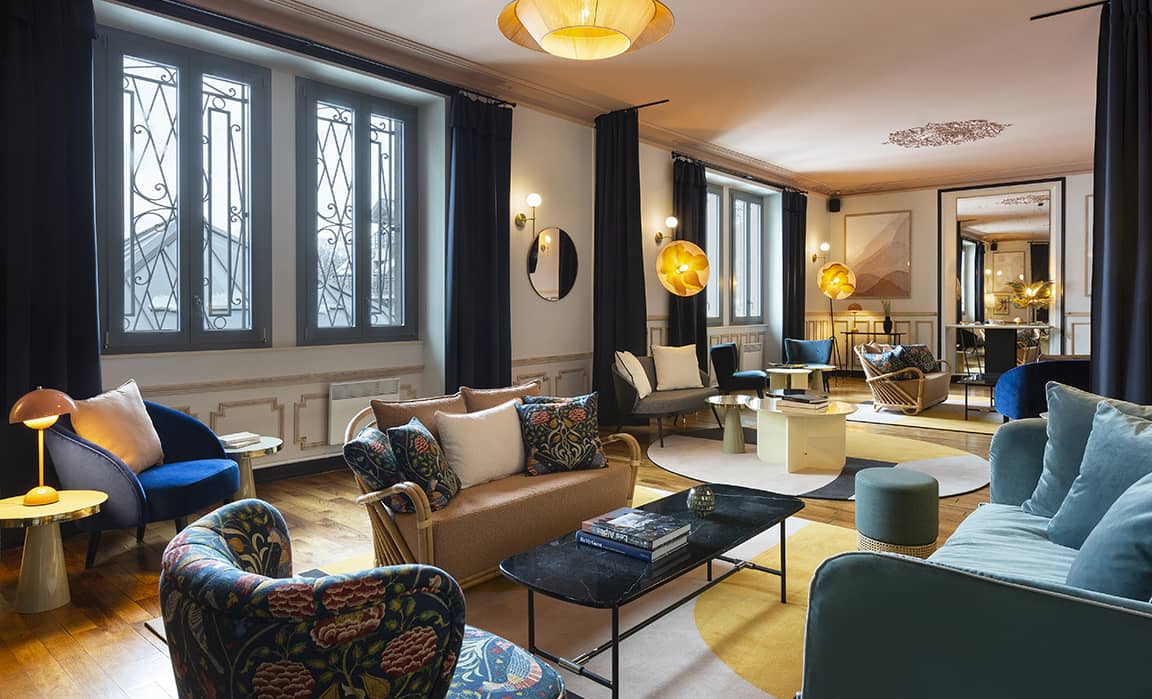 Le Saint Gervais Hotel and spa bar and lounge