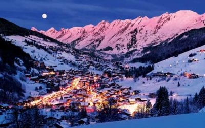 Full Moon Night Time Skiing & Boarding in La Clusaz